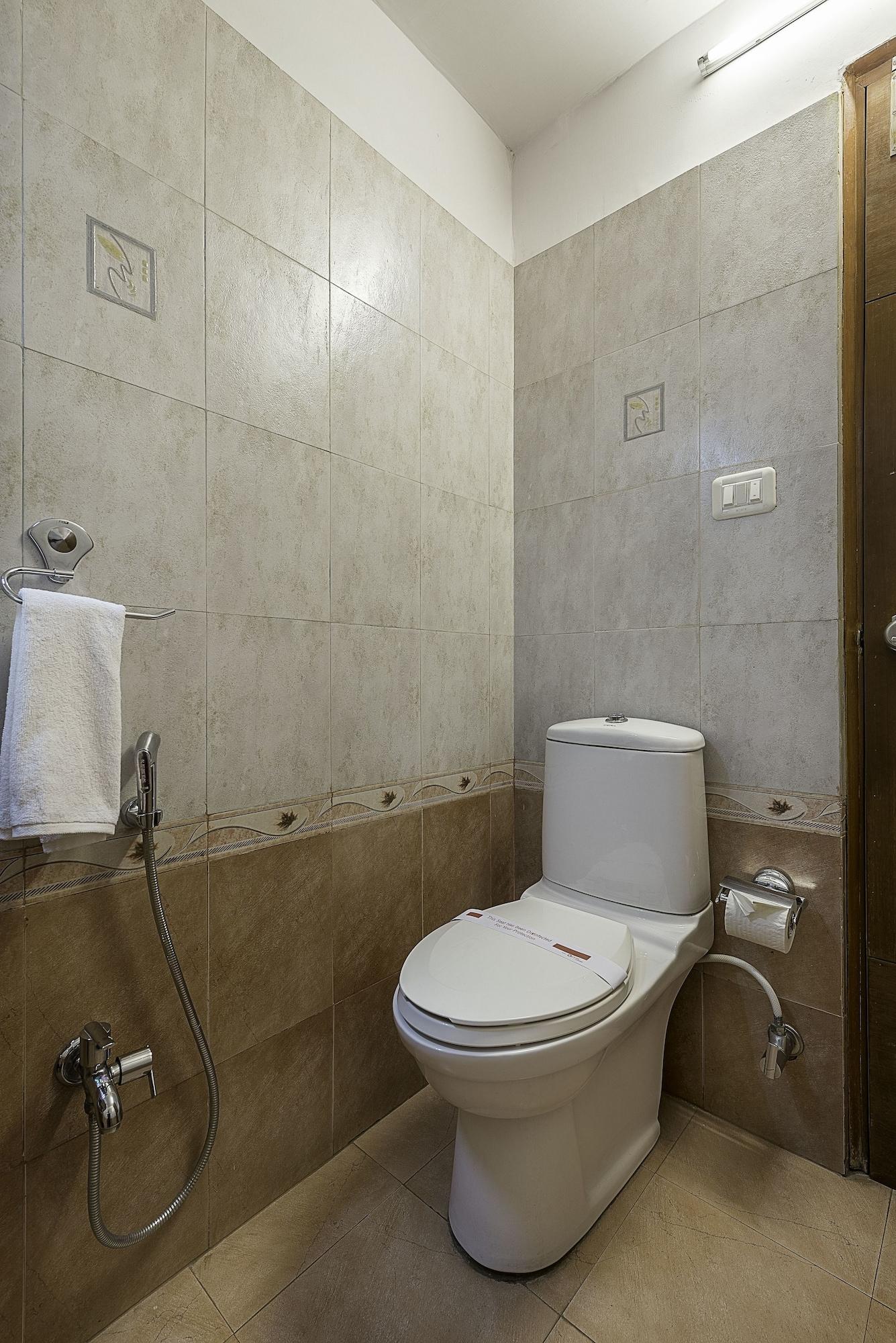 Treebo Trend Woodsvilla Suites Bapu Nagar Jaipur Exteriör bild
