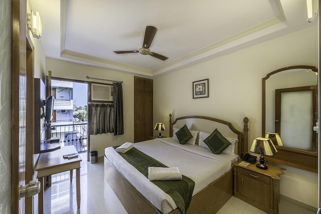 Treebo Trend Woodsvilla Suites Bapu Nagar Jaipur Rum bild